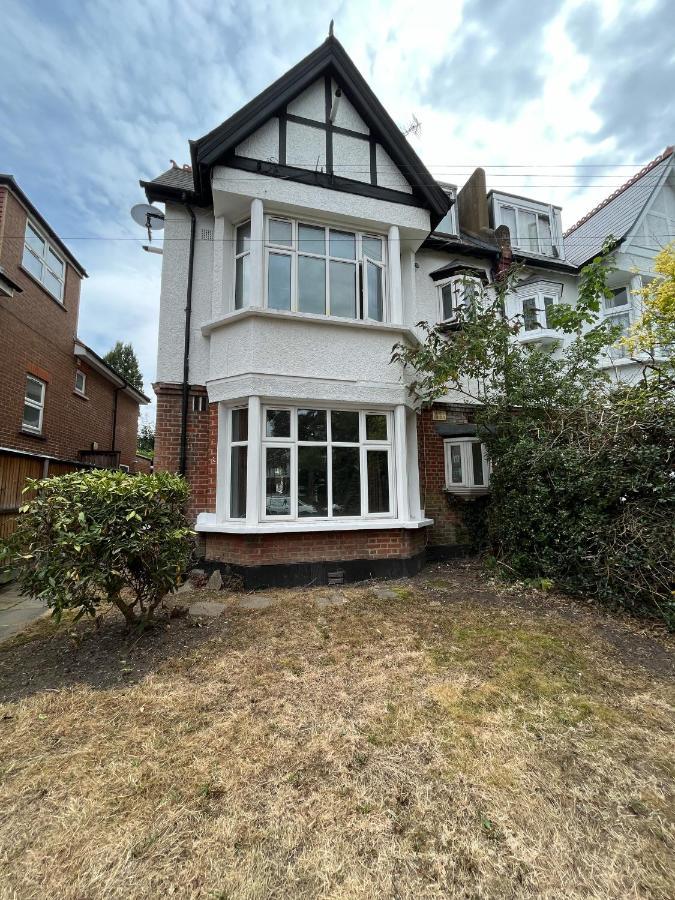 Spacious And Light Flat In Clapham London Exterior photo